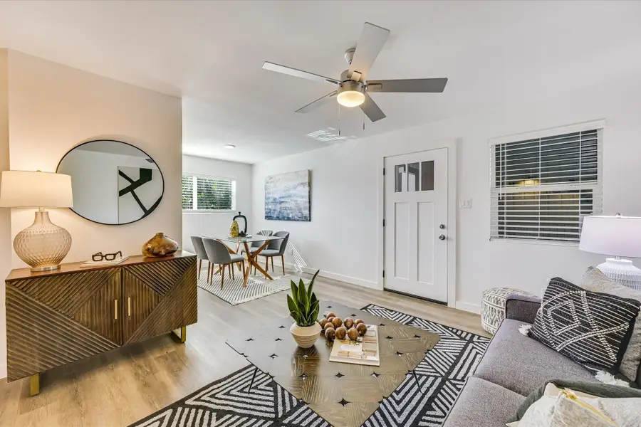 3703 Harmon Ave #206, Austin, TX 78705 - #2