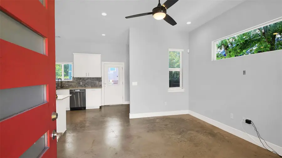 6902 Carver Ave #A, Austin, TX 78752 - #3