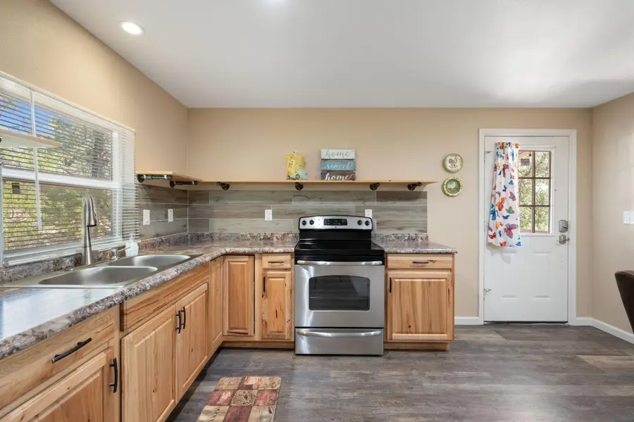 6925 White Hills Ln, Marble Falls, TX 78654 - #3