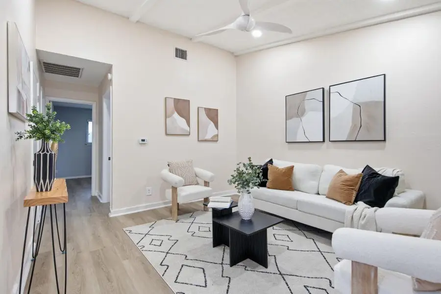 6100 Calmar Cv, Austin, TX 78721 - #3