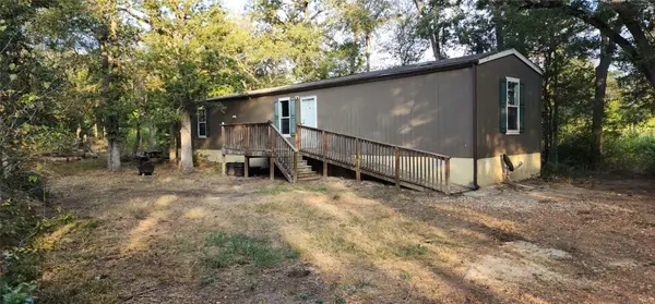 194 Fm 2104, Smithville, TX 78957