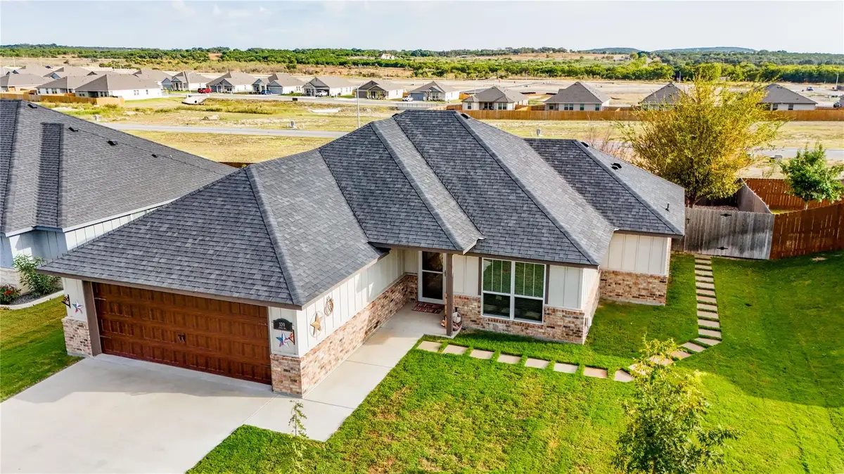 109 Elmer Ave, Burnet, TX 78611 - #1