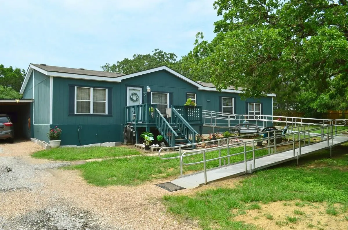 218 Texas Oak Dr, Cedar Creek, TX 78612 - #1