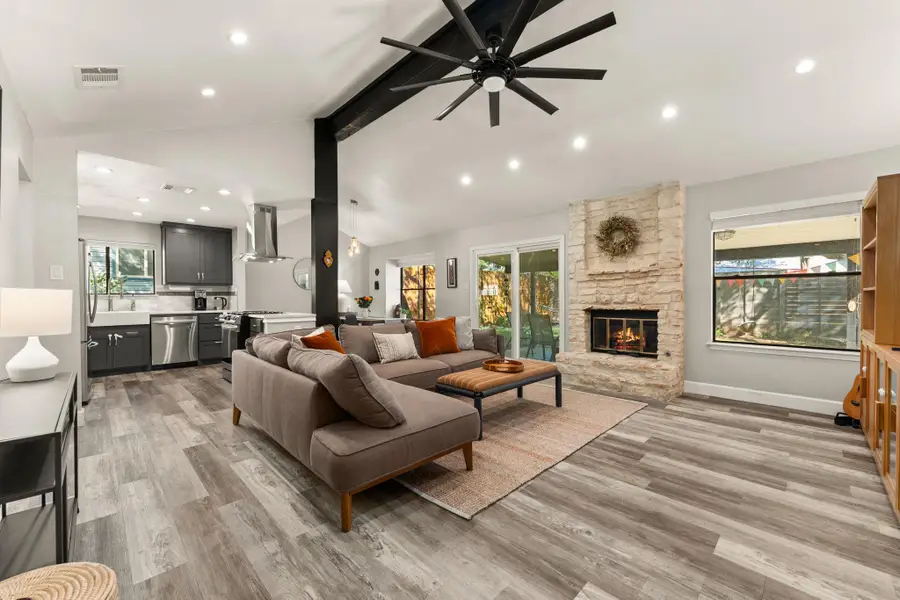 12703 Timberside Dr, Austin, TX 78727 - Image #3