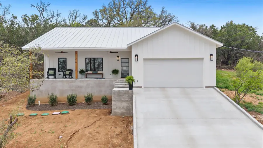 405 Taylor Dr, Horseshoe Bay, TX 78657 - #2