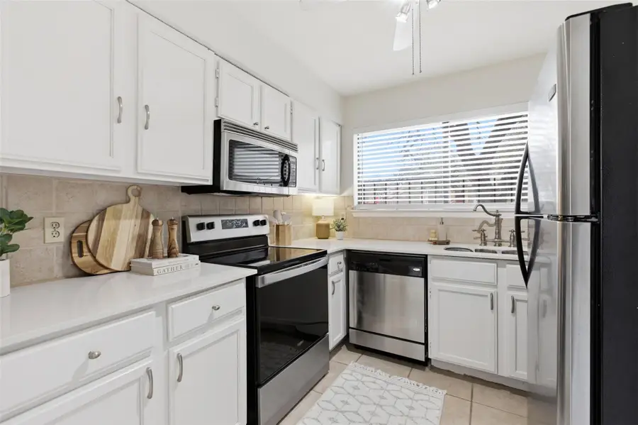 8142 Ceberry Dr #B, Austin, TX 78759 - #3