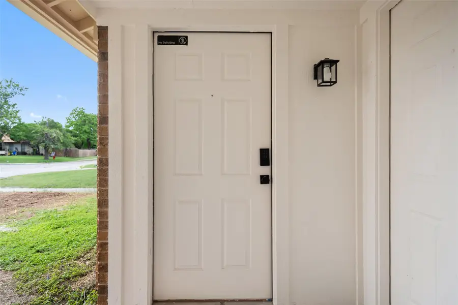 1800 Nicole Cir #B, Round Rock, TX 78664 - Image #3