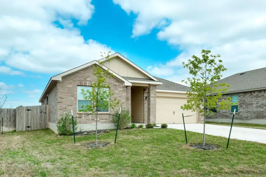 229 Finstown St, Hutto, TX 78634 - #2