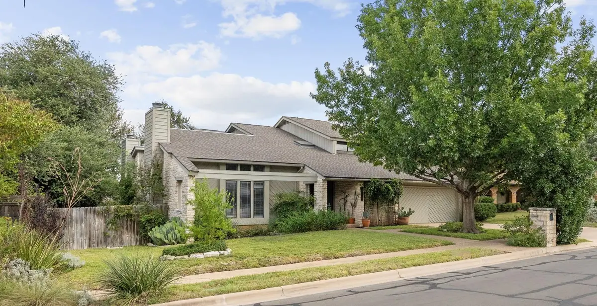 10606 Mourning Dove Dr, Austin, TX 78750 - Image #1