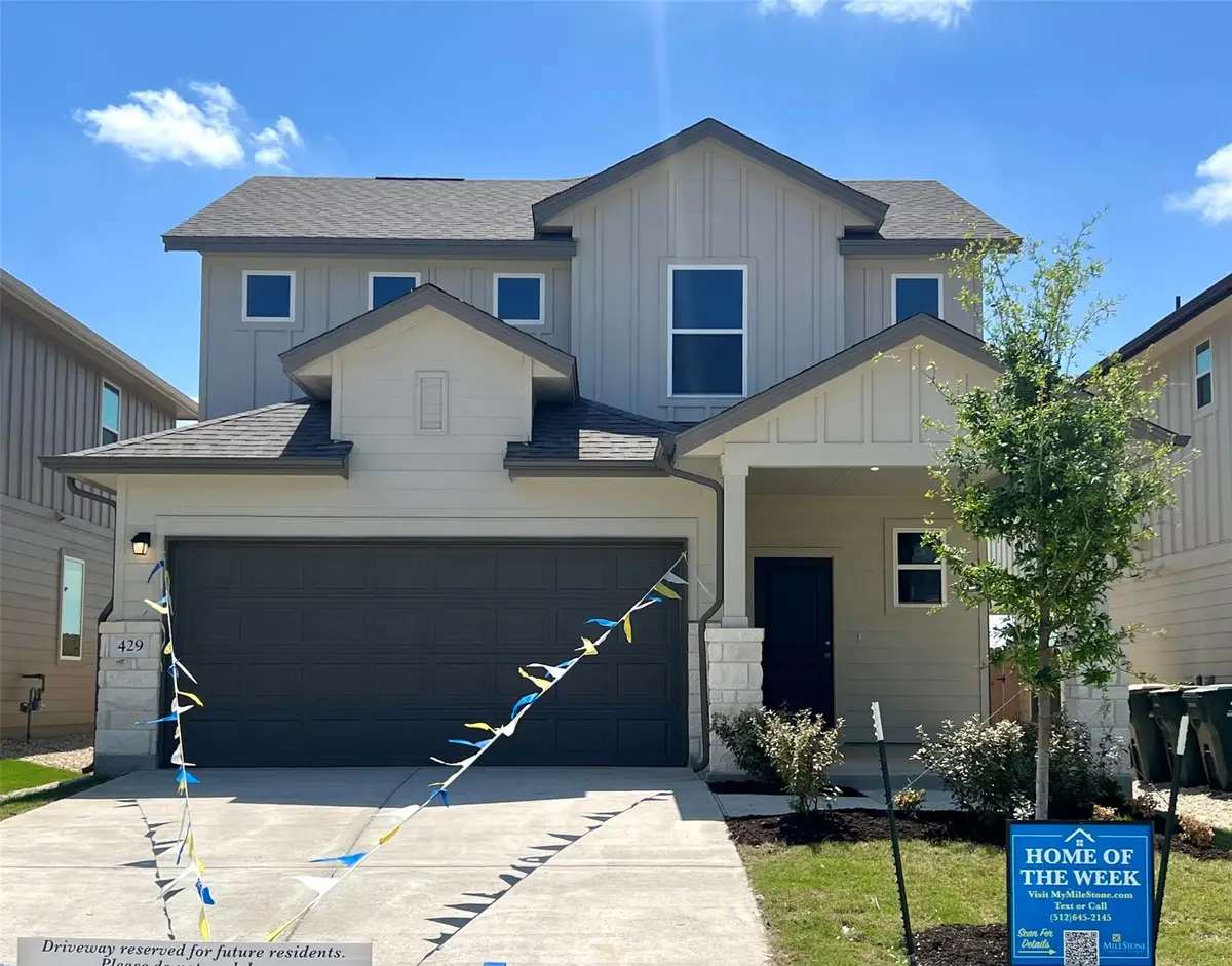 429 Young St, Buda, TX 78610 - #1