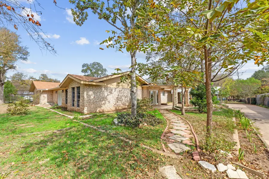 11509 Circle Dr, Austin, TX 78748 - Image #2