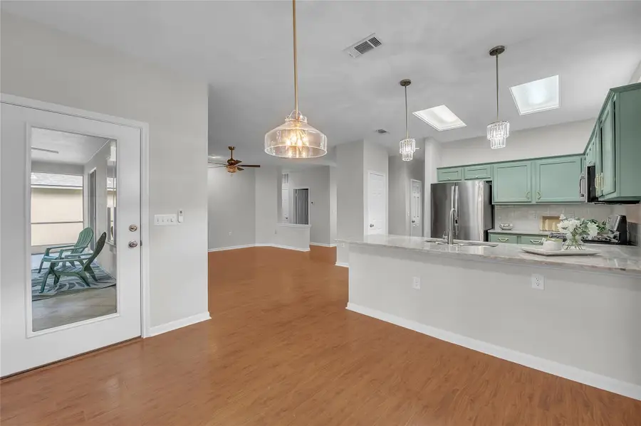 134 Whispering Wind Dr, Georgetown, TX 78633 - Image #3