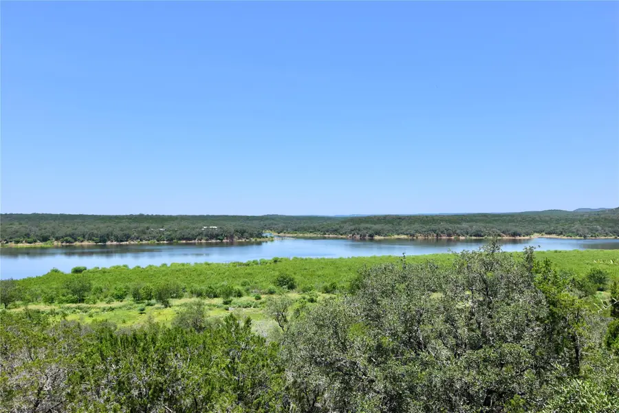 633 Wesley Ridge Dr, Spicewood, TX 78669 - Image #2