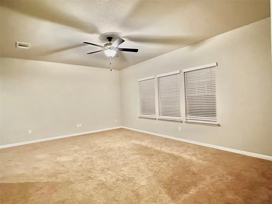 213 Bent Creek Dr, Hutto, TX 78634 - #3