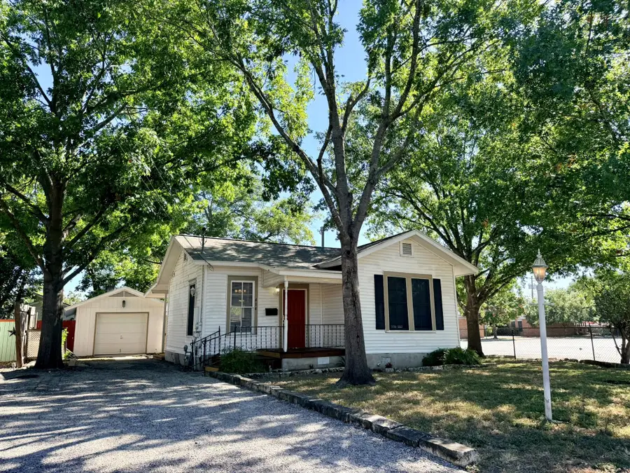 404 Normandy St, Austin, TX 78745 - #3