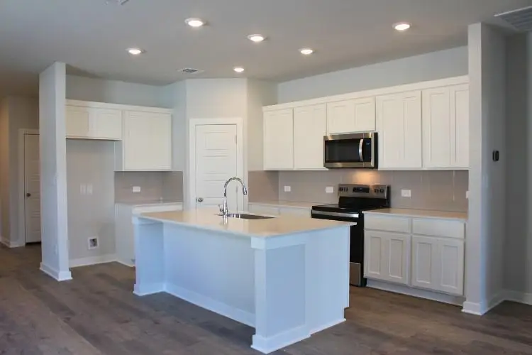 140 Cutleaf Cv, San Marcos, TX 78666 - Image #2