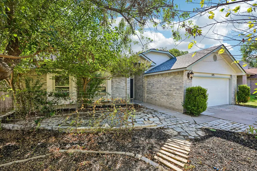 605 Hawthorne Ln, Round Rock, TX 78664 - #3