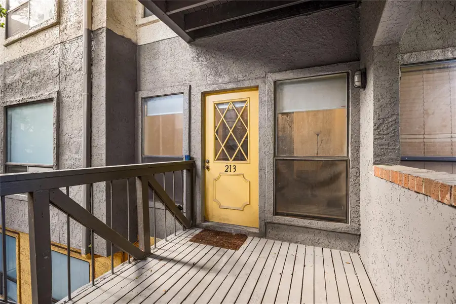 806 W 24th St #213, Austin, TX 78705 - #2