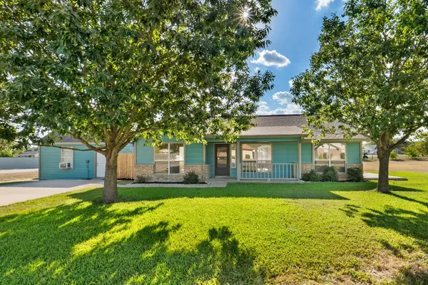 710 Fallen Oak Dr, Bertram, TX 78605