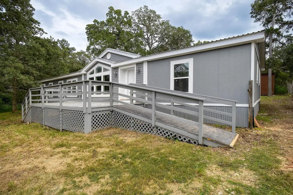 127 Serenity Dr, Bastrop, TX 78602 - #1