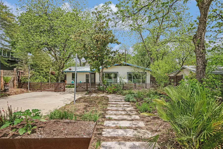 504 Powell Cir, Austin, TX 78704 - #2