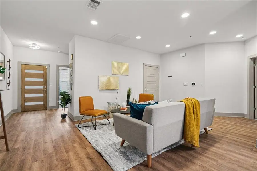 12170 Abbey Glen Ln, Austin, TX 78753 - Image #3