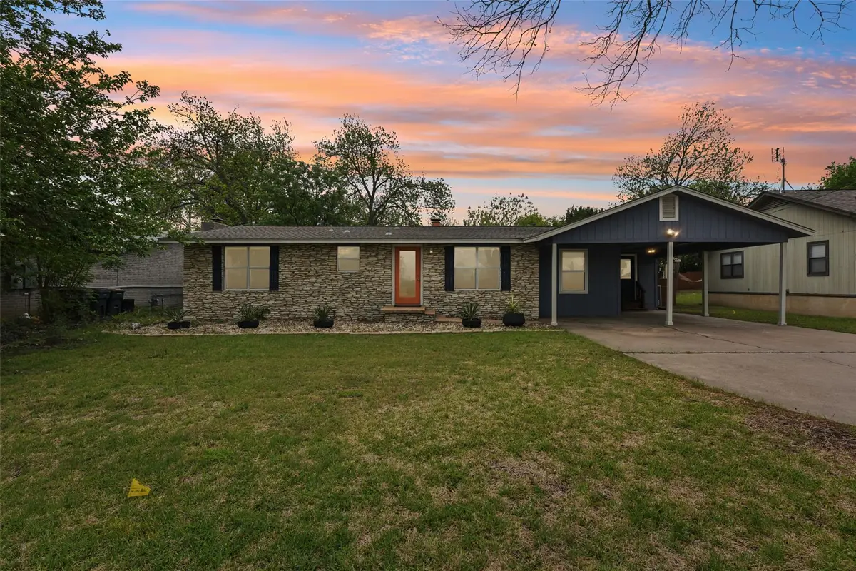 406 E 2nd St, Georgetown, TX 78626 - #1