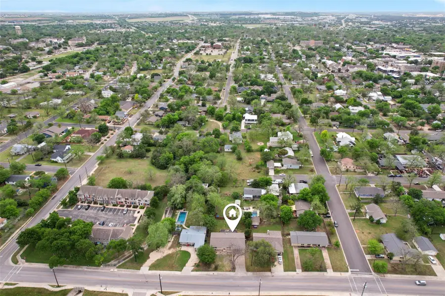 406 E 2nd St, Georgetown, TX 78626 - #2