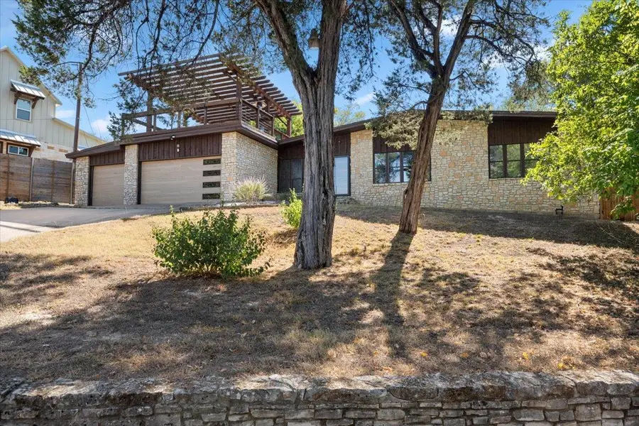 119 Vicinity Trl, Spicewood, TX 78669 - Image #2