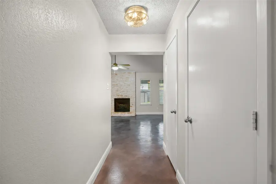 7502 Chelmsford Dr, Austin, TX 78736 - #2