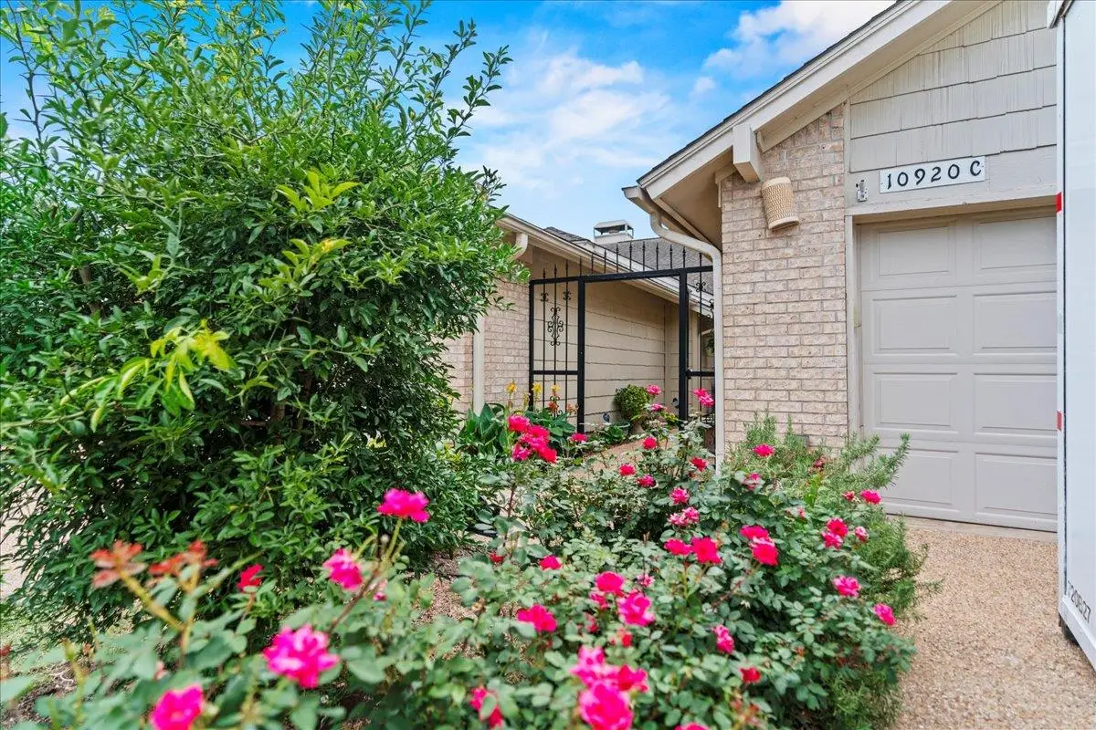 10920 Crown Colony Dr, Austin, TX 78747 - #1