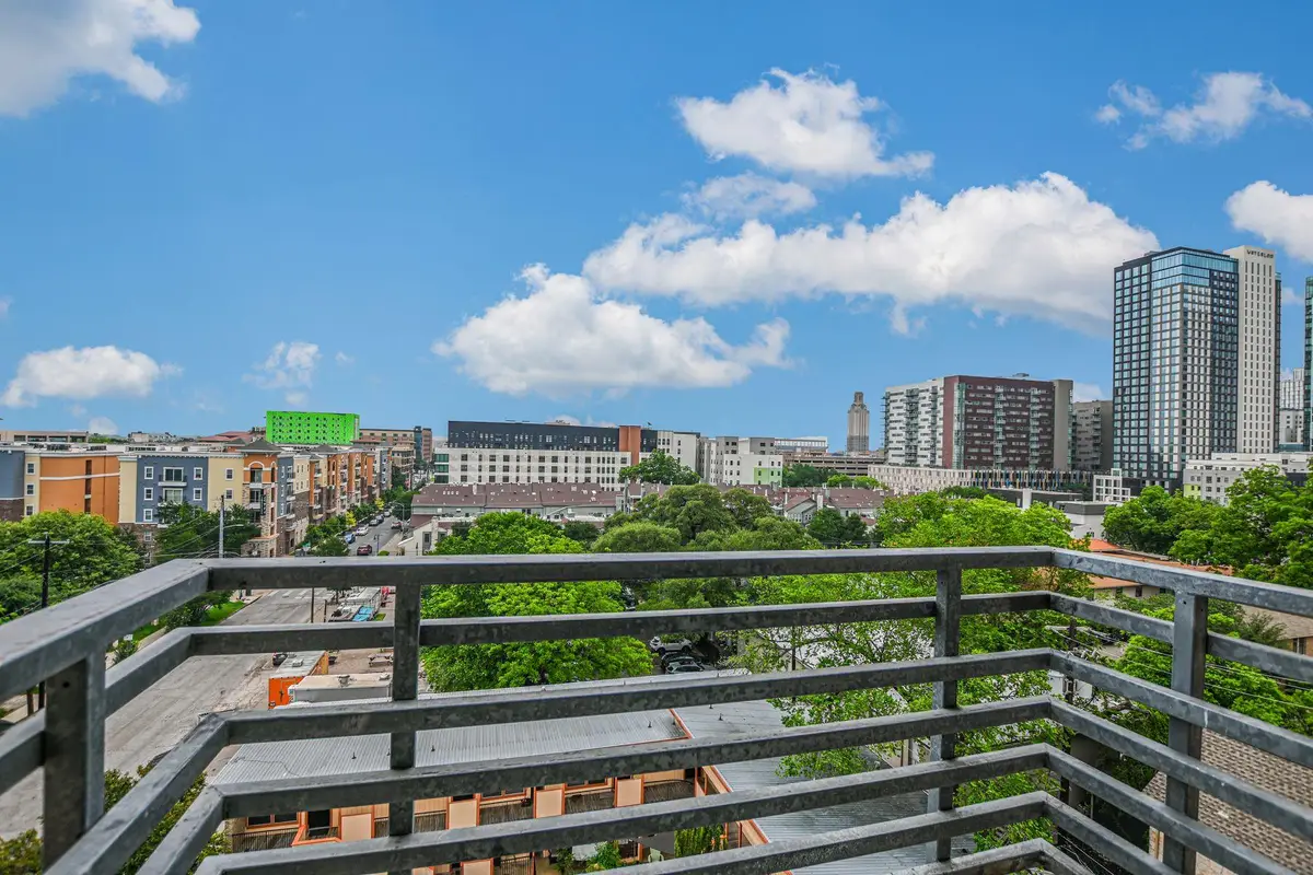 711 W 26th St #702, Austin, TX 78705 - #1