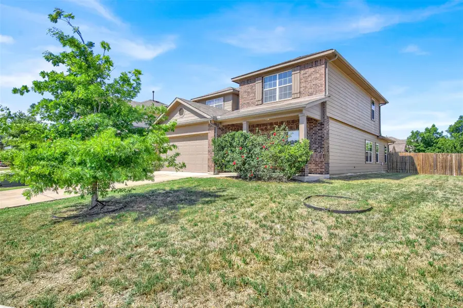 141 Hess Dr, Kyle, TX 78640 - #2