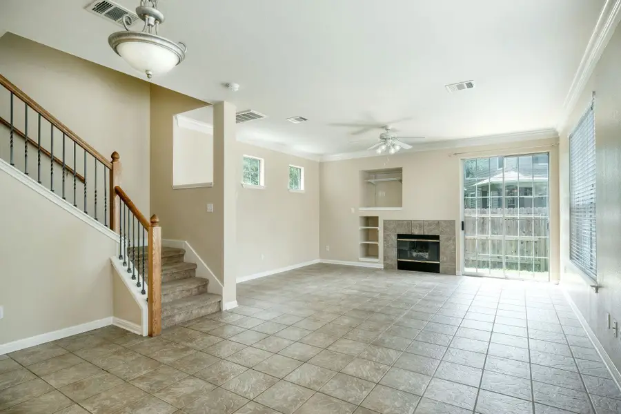 8518 Cahill Dr #36, Austin, TX 78729 - Image #3