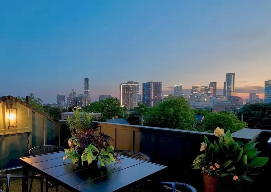 1007 E 15th St #2, Austin, TX 78702 - #1