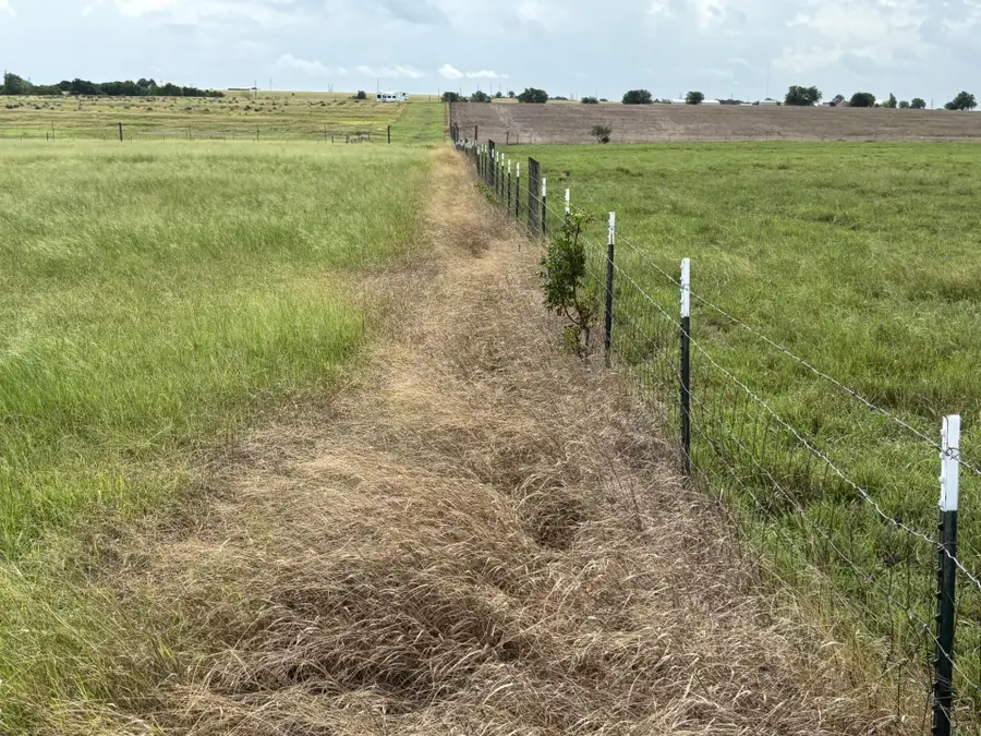 700 County Road 330 Rd, Granger, TX 76530 - #3