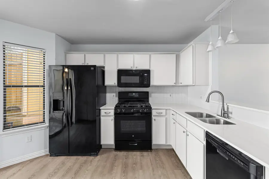 11901 Swearingen Dr #110, Austin, TX 78758 - #2