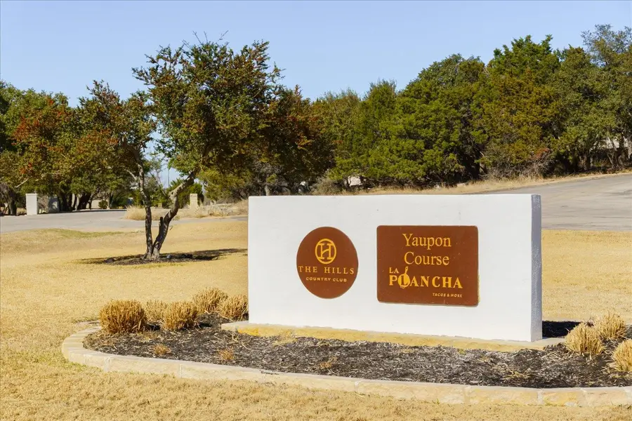 139 Clubhouse Dr, Lakeway, TX 78734 - #2