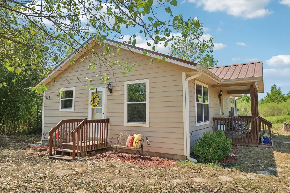 122 Rolling Pines Dr, Smithville, TX 78957 - Image #1