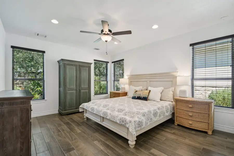 804 Indian Hawthorne Dr, Georgetown, TX 78628 - #3