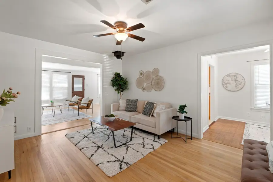 1523 Piedmont Ave #A, Austin, TX 78757 - #3