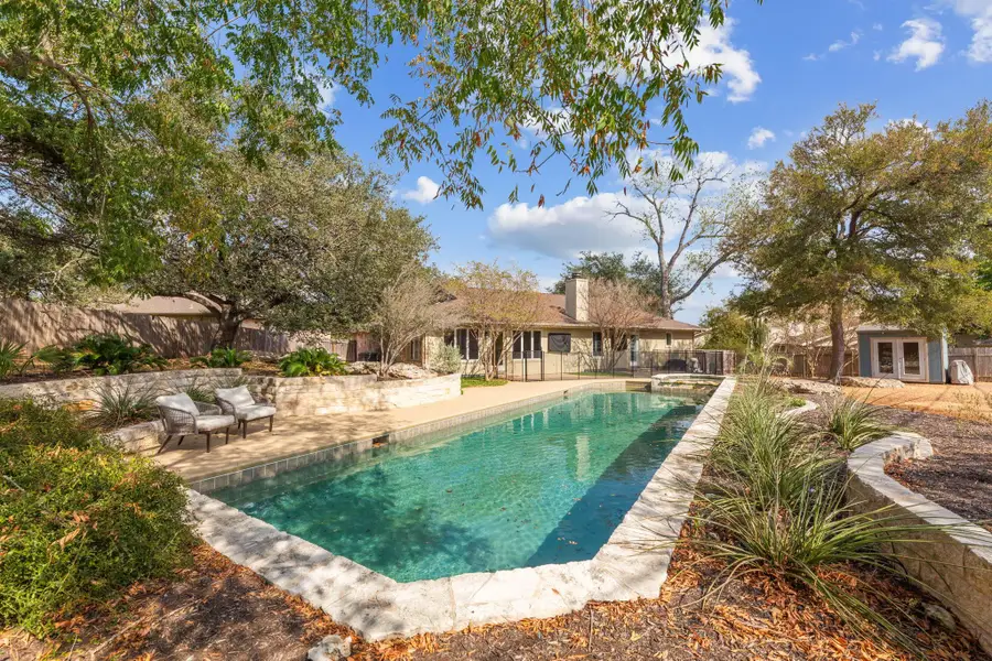 9902 Winding Oak Cir, Austin, TX 78750 - Image #3