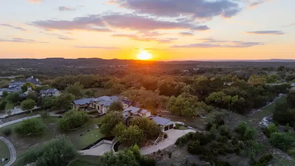 18301 Flagler Dr, Austin, TX 78738