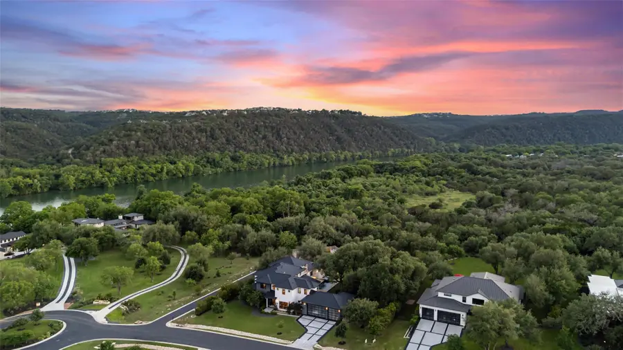 908 Cypress Grove Dr, Austin, TX 78732 - Image #2