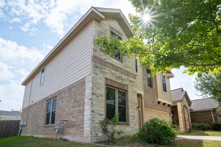 11925 Timber Heights Dr, Austin, TX 78754 - #2