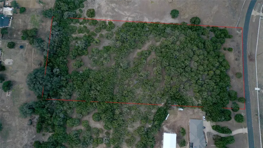 310 Sundance Trl, Liberty Hill, TX 78642 - Image #2