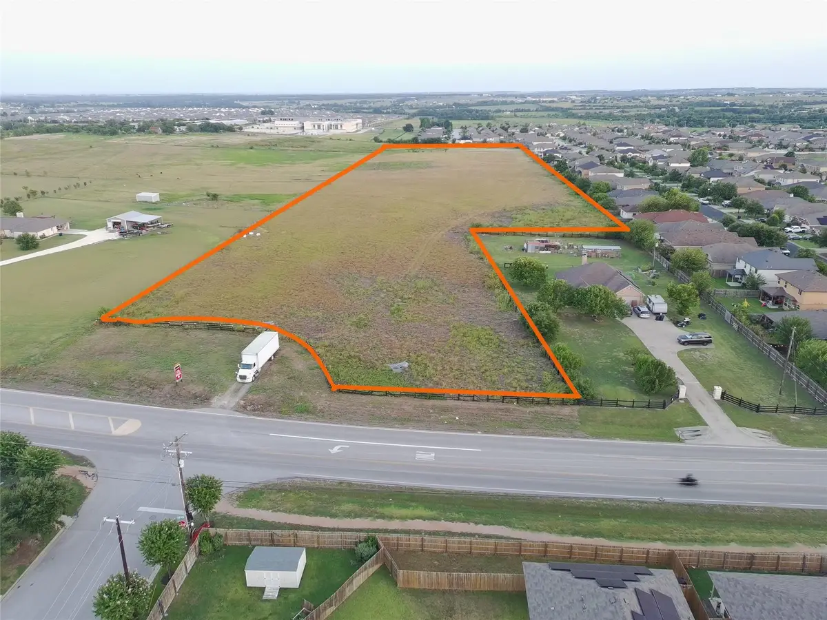 1100 County Road 313, Jarrell, TX 76537 - #1