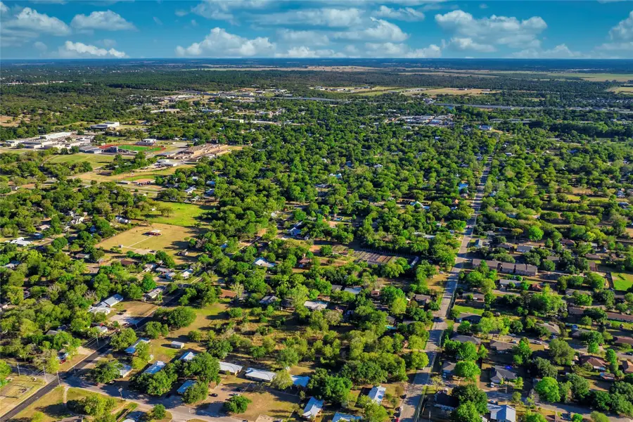 2006B Wilson St, Bastrop, TX 78602 - Image #2