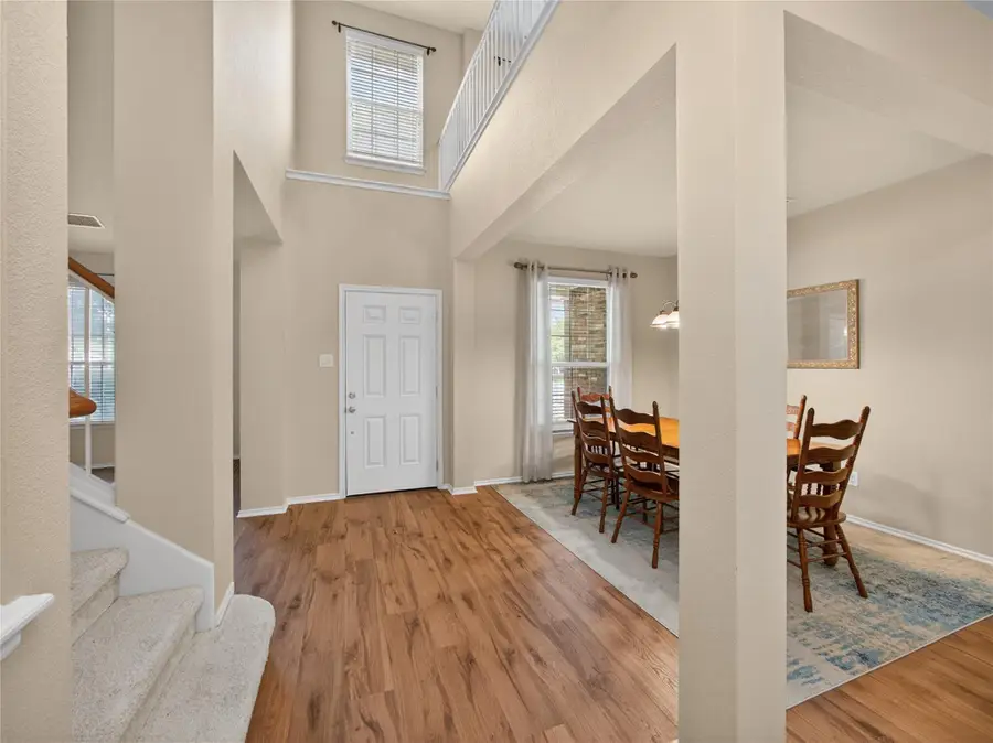 3213 Foothills Trl, Round Rock, TX 78681 - #3