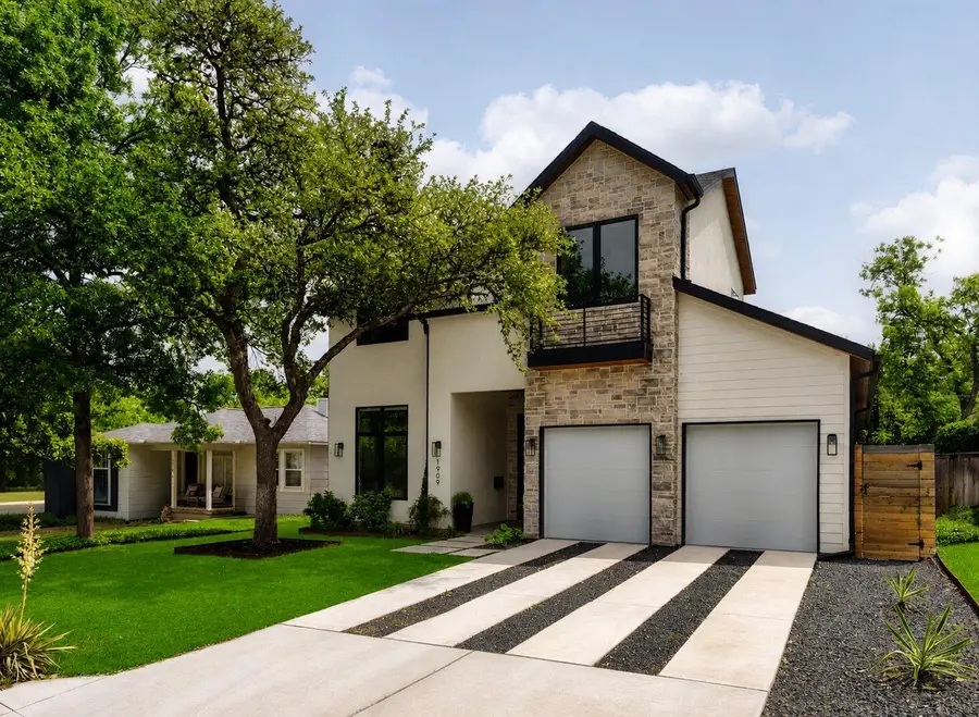 1909 W 40th St, Austin, TX 78731 - #2